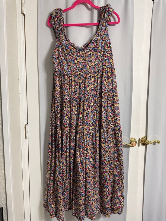 Old Navy Dresses & Skirts - Old Navy Navy Floral Ruffled Strap Maxi Dress
